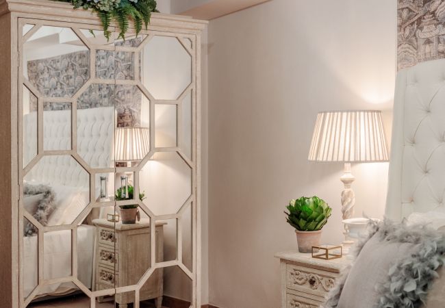 Lägenhet i Lucca - Luxury 1 Bedroom Apartment inside the Walls of Lucca Lägenhet i Lucca - Luxury 1 Bedroom Apartment inside the Walls of Lucca