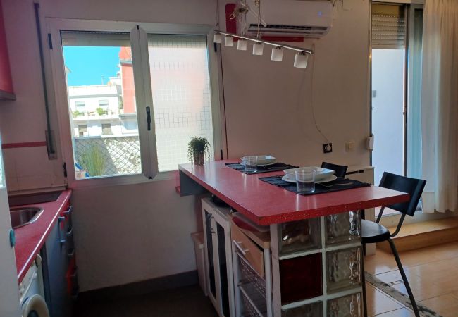 Lägenhet i Madrid - Ático - Terraza 15m2 - CHUECA- 4 PAX Lägenhet i Madrid - Ático - Terraza 15m2 - CHUECA- 4 PAX