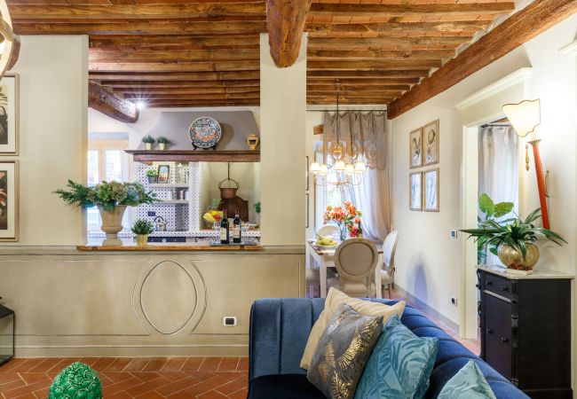 Lägenhet i Lucca - CASA KATHY: Smart and Convenient Luxury 2 Bedrooms Apartment inside the City Walls Lägenhet i Lucca - CASA KATHY: Smart and Convenient Luxury 2 Bedrooms Apartment inside the City Walls