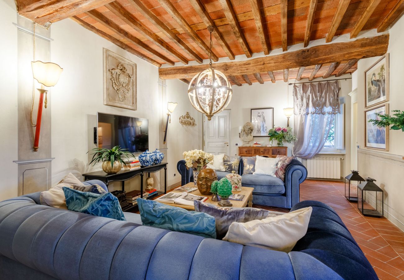 Lägenhet i Lucca - CASA KATHY: Smart and Convenient Luxury 2 Bedrooms Apartment inside the City Walls Lägenhet i Lucca - CASA KATHY: Smart and Convenient Luxury 2 Bedrooms Apartment inside the City Walls