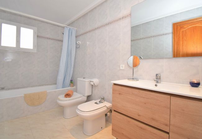 Stuga i Muro - Ca Ses Nines 003 fantástica casa de pueblo con terraza, barbacoa, aire acondicionado y WiFi Stuga i Muro - Ca Ses Nines 003 fantástica casa de pueblo con terraza, barbacoa, aire acondicionado y WiFi