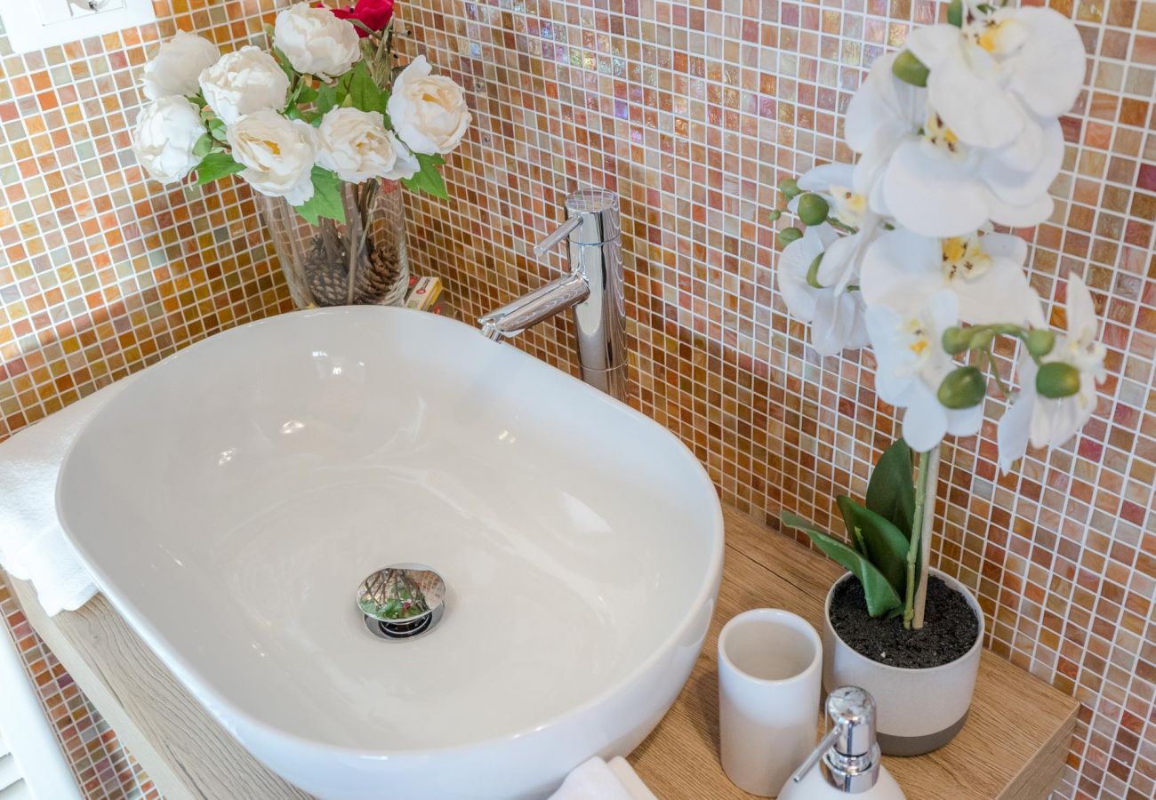 Villa i Viareggio - The Luxury Beach Villa with shared Swimming Pool, between Viareggio and Torre del Lago Puccini Villa i Viareggio - The Luxury Beach Villa with shared Swimming Pool, between Viareggio and Torre del Lago Puccini