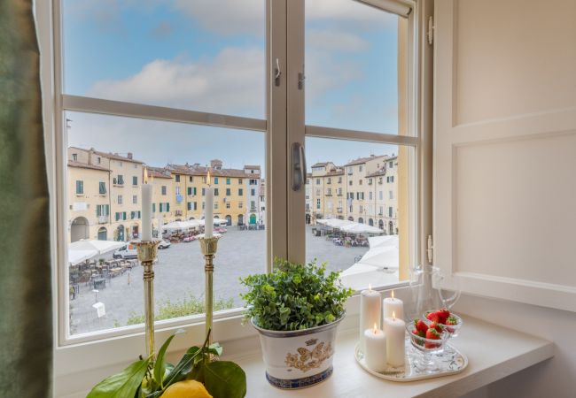 Lägenhet i Lucca - A Million Dollar's View: the Lucca Colosseum. Luxury 1 bedroom 1 Bathroom Apartment Lägenhet i Lucca - A Million Dollar's View: the Lucca Colosseum. Luxury 1 bedroom 1 Bathroom Apartment