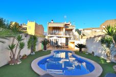 Stuga i Muro - Capavila 196 fantástica villa con piscina privada, terraza, aire acondicionado y WiFi