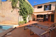 Stuga i Binissalem - Casa Anita 257 fantástica casa de pueblo con piscina privada, terraza y aire acondicionado