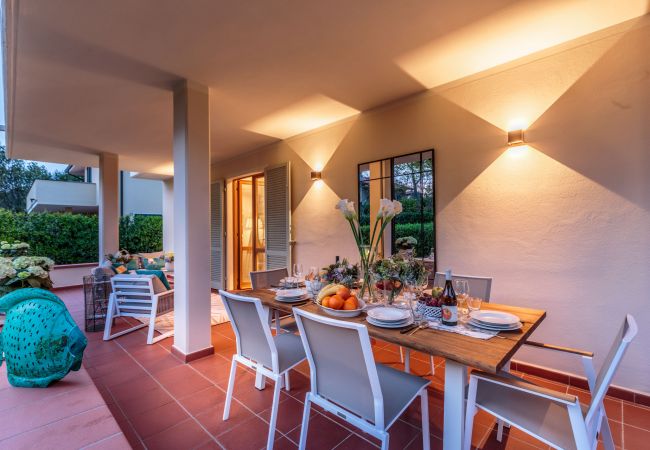 Villa i Marina di Pietrasanta - Regina Beach, Luxury 3 bedrooms Villa by the Beach in Marina di Pietrasanta Villa i Marina di Pietrasanta - Regina Beach, Luxury 3 bedrooms Villa by the Beach in Marina di Pietrasanta