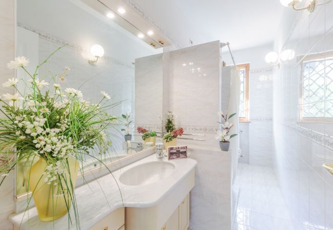 Villa i Marina di Pietrasanta - Regina Beach, Luxury 3 bedrooms Villa by the Beach in Marina di Pietrasanta Villa i Marina di Pietrasanta - Regina Beach, Luxury 3 bedrooms Villa by the Beach in Marina di Pietrasanta