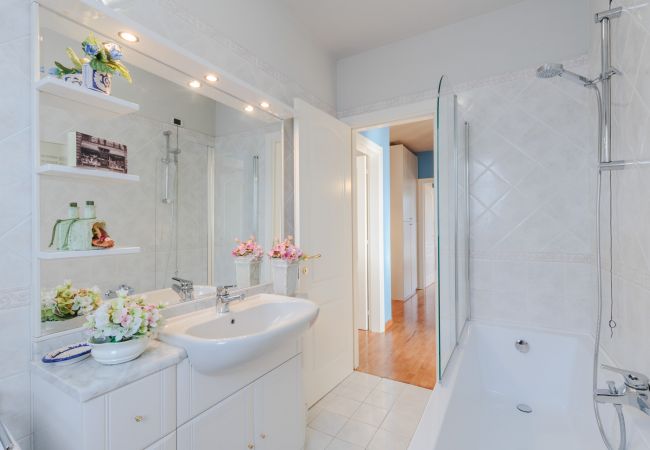 Villa i Marina di Pietrasanta - Regina Beach, Luxury 3 bedrooms Villa by the Beach in Marina di Pietrasanta Villa i Marina di Pietrasanta - Regina Beach, Luxury 3 bedrooms Villa by the Beach in Marina di Pietrasanta