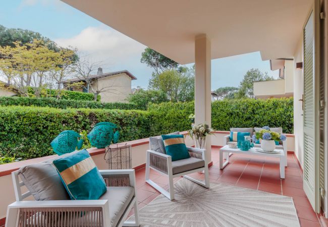 Villa i Marina di Pietrasanta - Regina Beach, Luxury 3 bedrooms Villa by the Beach in Marina di Pietrasanta Villa i Marina di Pietrasanta - Regina Beach, Luxury 3 bedrooms Villa by the Beach in Marina di Pietrasanta
