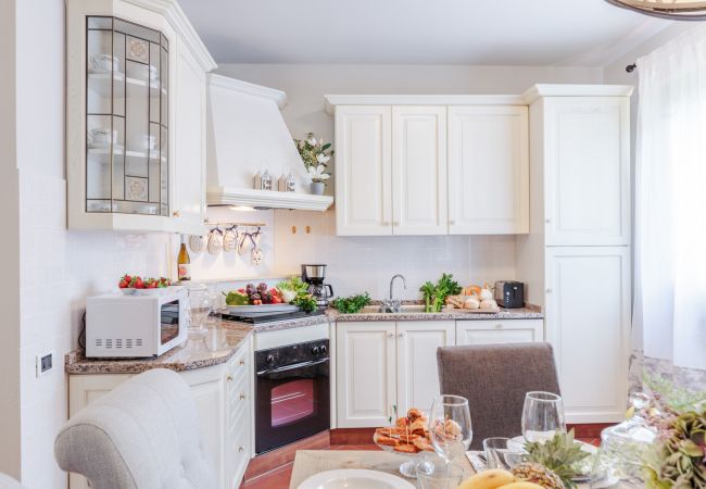Villa i Marina di Pietrasanta - Regina Beach, Luxury 3 bedrooms Villa by the Beach in Marina di Pietrasanta Villa i Marina di Pietrasanta - Regina Beach, Luxury 3 bedrooms Villa by the Beach in Marina di Pietrasanta