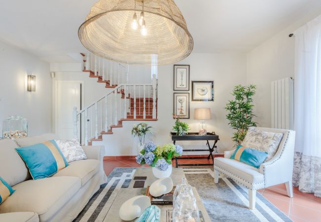 Villa i Marina di Pietrasanta - Regina Beach, Luxury 3 bedrooms Villa by the Beach in Marina di Pietrasanta Villa i Marina di Pietrasanta - Regina Beach, Luxury 3 bedrooms Villa by the Beach in Marina di Pietrasanta