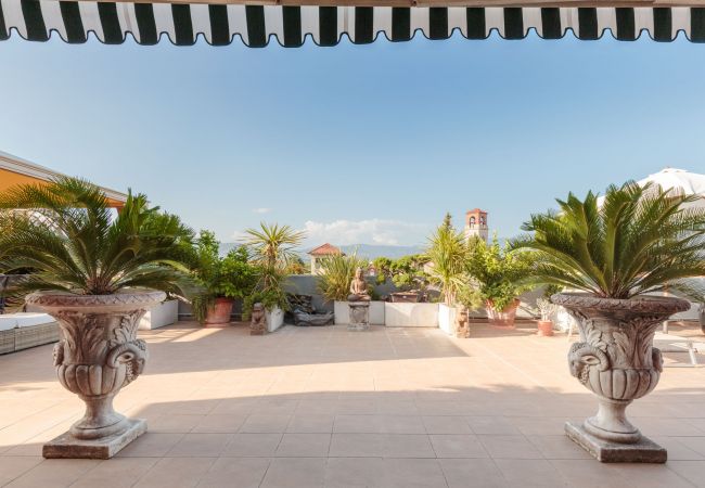 Lägenhet i Lucca - Casa Dieter, a superb 2 bedrooms Apartment with Grand Terrace and private parking in Central Lucca Lägenhet i Lucca - Casa Dieter, a superb 2 bedrooms Apartment with Grand Terrace and private parking in Central Lucca