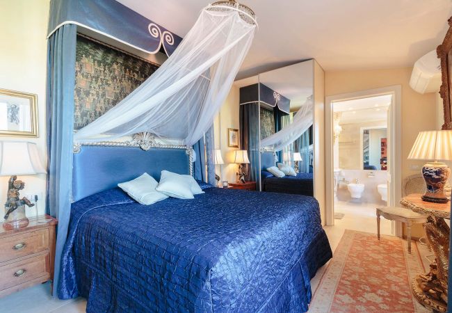 Lägenhet i Lucca - Casa Dieter, a superb 2 bedrooms Apartment with Grand Terrace and private parking in Central Lucca Lägenhet i Lucca - Casa Dieter, a superb 2 bedrooms Apartment with Grand Terrace and private parking in Central Lucca