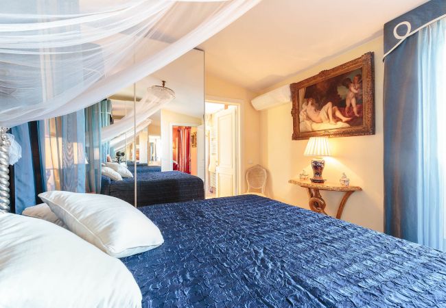 Lägenhet i Lucca - Casa Dieter, a superb 2 bedrooms Apartment with Grand Terrace and private parking in Central Lucca Lägenhet i Lucca - Casa Dieter, a superb 2 bedrooms Apartment with Grand Terrace and private parking in Central Lucca