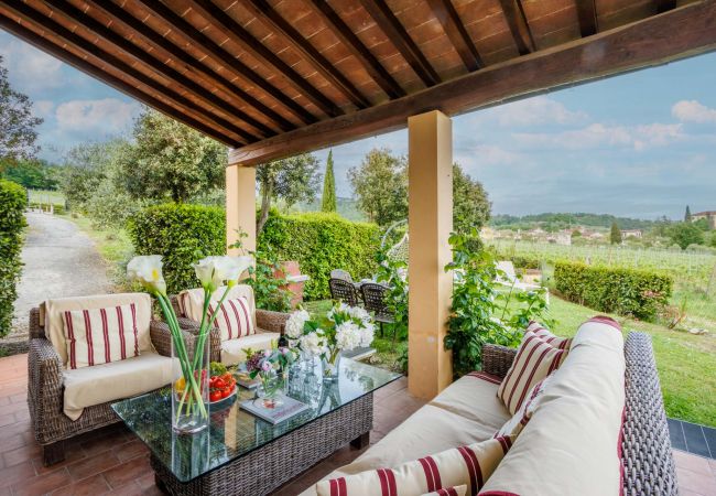 Villa i Monte San quirico - 3 Bedrooms Farmhouse with Shared Pool in the Fattoria Sardi Wine Resort in Lucca Villa i Monte San quirico - 3 Bedrooms Farmhouse with Shared Pool in the Fattoria Sardi Wine Resort in Lucca