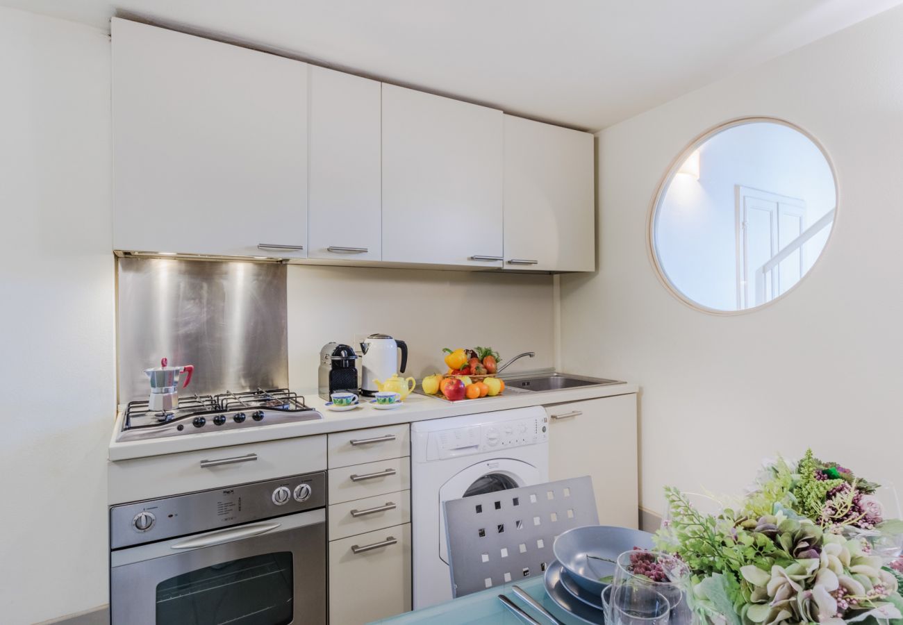 Lägenhet i Lucca - Elegant Apartment in a Quiet Street inside the Walls Of Lucca Lägenhet i Lucca - Elegant Apartment in a Quiet Street inside the Walls Of Lucca