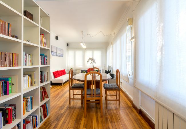  i Bilbao - Ybarra apartment