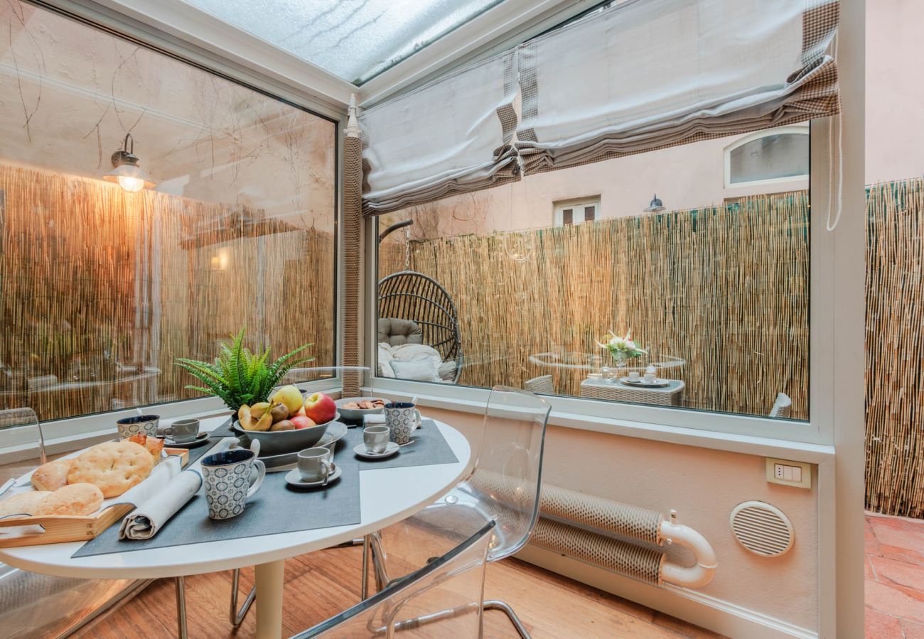 Lägenhet i Lucca - Lapo 2 bedrooms and outdoor inside Lucca