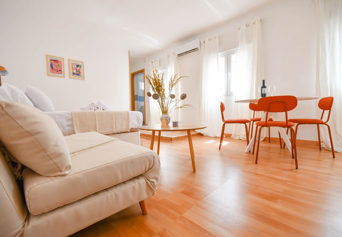 Studio i Madrid - ESTUDIO TETUAN  Studio i Madrid - ESTUDIO TETUAN