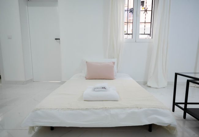 Studio i Madrid - ESTUDIO-TETUAN  Studio i Madrid - ESTUDIO-TETUAN