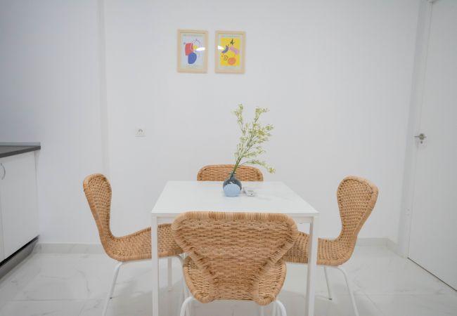 Studio i Madrid - ESTUDIO-TETUAN  Studio i Madrid - ESTUDIO-TETUAN