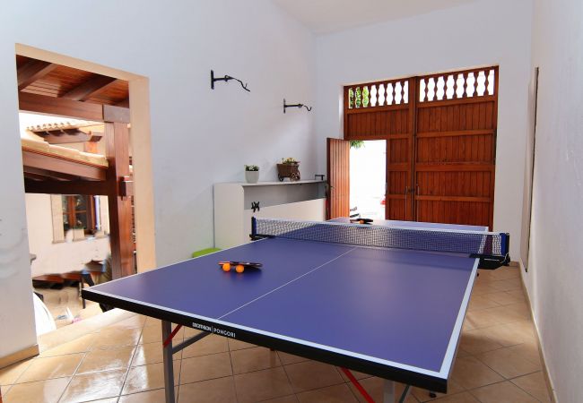 Stuga i Santa Margalida - Can Peredjal 263 acogedora casa con jacuzzi, ping pong y aire acondicionado Stuga i Santa Margalida - Can Peredjal 263 acogedora casa con jacuzzi, ping pong y aire acondicionado