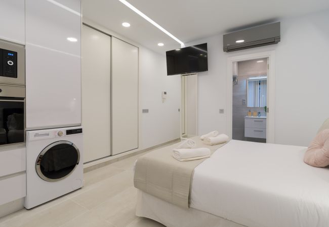 Studio i Las Palmas de Gran Canaria - Rev Beach Home By CanariasGetaway  Studio i Las Palmas de Gran Canaria - Rev Beach Home By CanariasGetaway