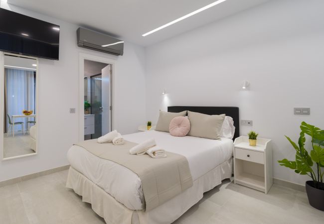 Studio i Las Palmas de Gran Canaria - Rev Beach Home By CanariasGetaway  Studio i Las Palmas de Gran Canaria - Rev Beach Home By CanariasGetaway