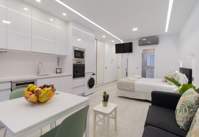 Studio i Las Palmas de Gran Canaria - Rev Beach Home By CanariasGetaway  Studio i Las Palmas de Gran Canaria - Rev Beach Home By CanariasGetaway
