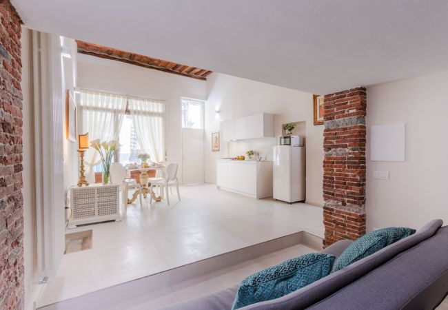 Lägenhet i Lucca - Smart and Convenient Ground Floor Apartment inside the Lucca Walls Lägenhet i Lucca - Smart and Convenient Ground Floor Apartment inside the Lucca Walls