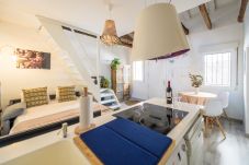 Lägenhet i Madrid - Encantadora buhardilla dúplex en el corazón de Madrid
