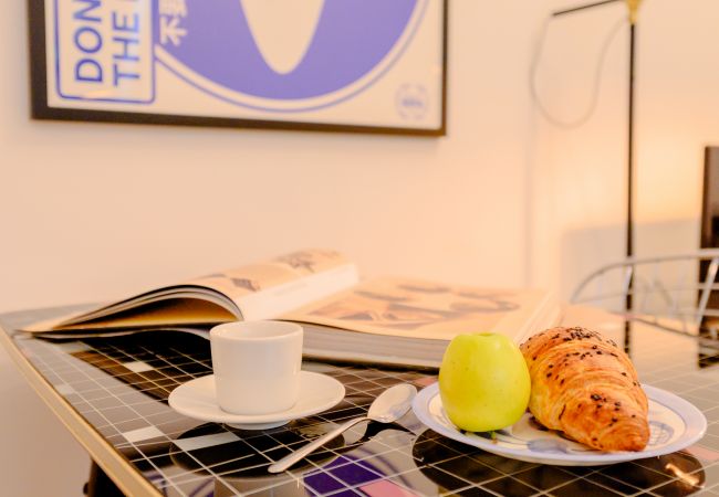 Lägenhet i Madrid - Encantadora vivienda de dos dormitorios en el Centro de Madrid. Temporal Lägenhet i Madrid - Encantadora vivienda de dos dormitorios en el Centro de Madrid. Temporal