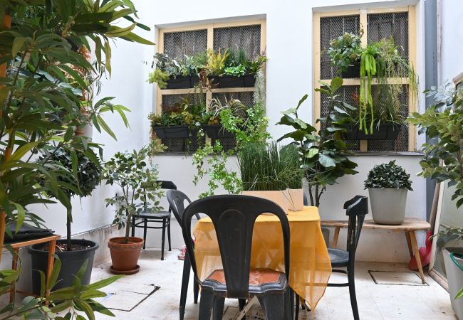 Lägenhet i Madrid - Encantadora vivienda de dos dormitorios en el Centro de Madrid. Temporal Lägenhet i Madrid - Encantadora vivienda de dos dormitorios en el Centro de Madrid. Temporal