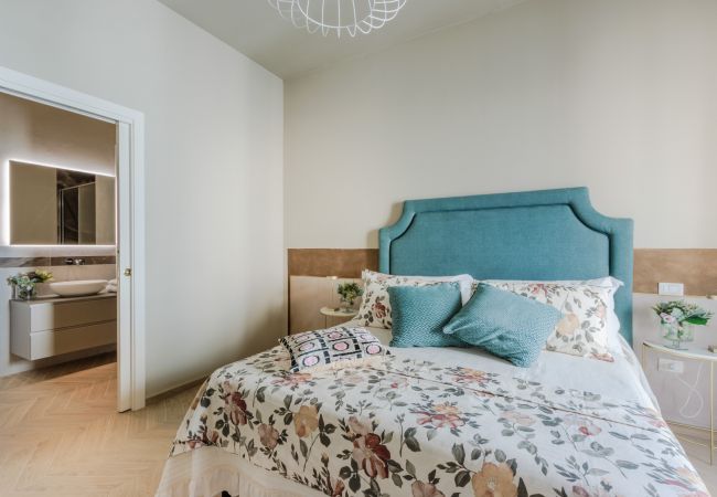 Lägenhet i Lucca - Luxury Modern Apartment with Elevator and Balcony inside the Walls of Lucca Lägenhet i Lucca - Luxury Modern Apartment with Elevator and Balcony inside the Walls of Lucca