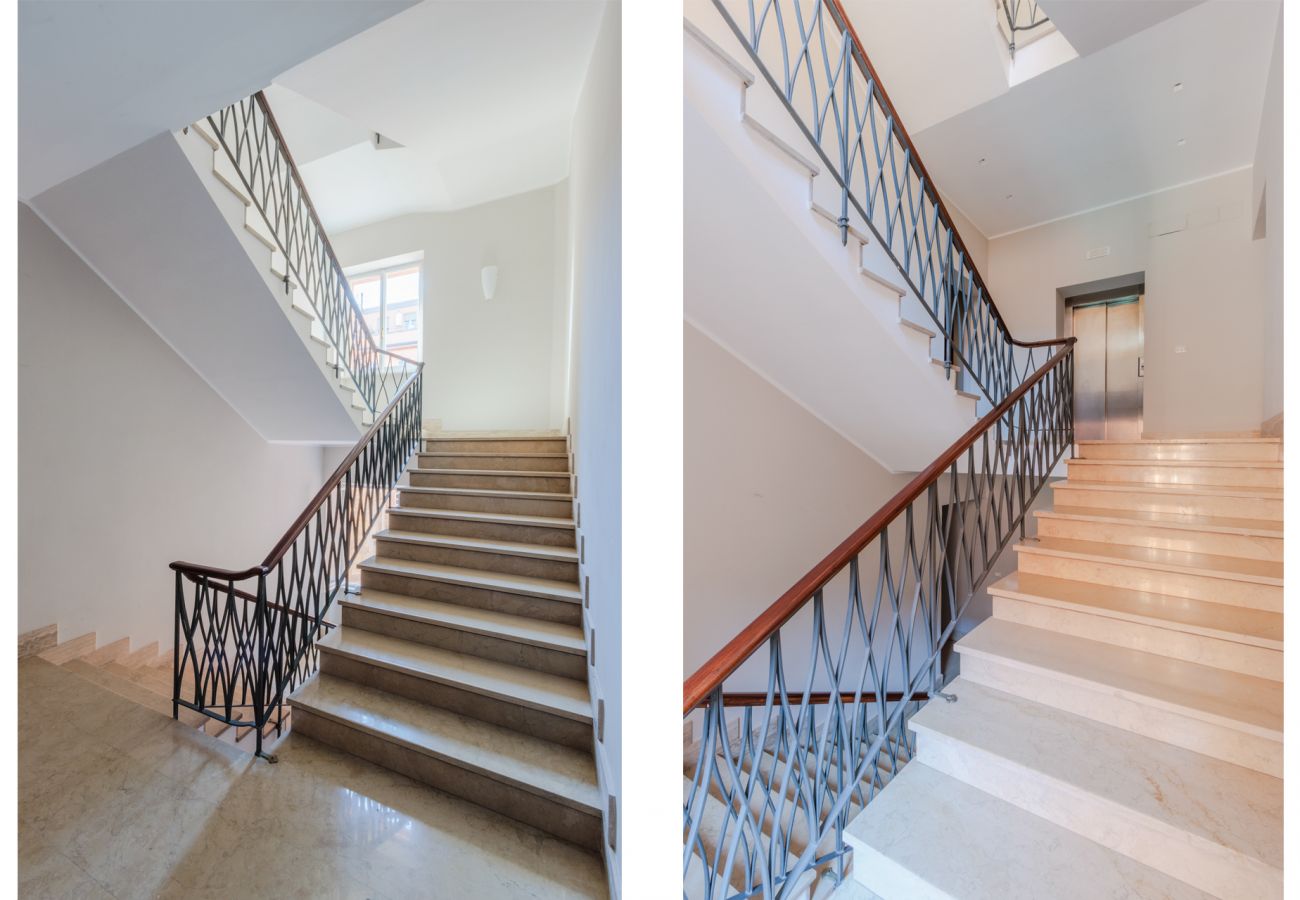 Lägenhet i Lucca - Luxury Modern Apartment with Elevator and Balcony inside the Walls of Lucca Lägenhet i Lucca - Luxury Modern Apartment with Elevator and Balcony inside the Walls of Lucca