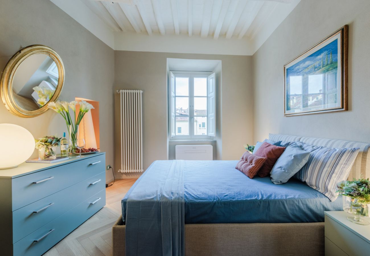 Lägenhet i Lucca - Casa Pino 2 bedrooms 2 bathrooms contemporary apartment facing Piazza Anfiteatro Lägenhet i Lucca - Casa Pino 2 bedrooms 2 bathrooms contemporary apartment facing Piazza Anfiteatro