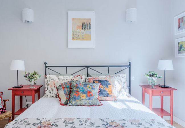 Lägenhet i Lucca - Miss Penny, a Welcoming Modern  2 Bedrooms Apartment at Piazza San Michele Lägenhet i Lucca - Miss Penny, a Welcoming Modern  2 Bedrooms Apartment at Piazza San Michele