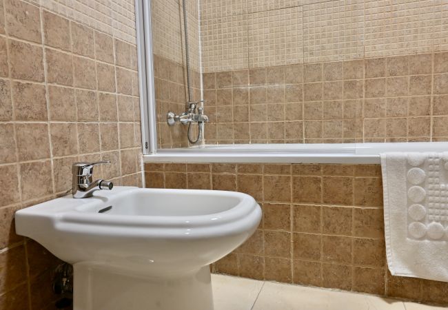 Lägenhet i Madrid - M (INF3D) Céntrico apartamento en la Calle Infantas Lägenhet i Madrid - M (INF3D) Céntrico apartamento en la Calle Infantas