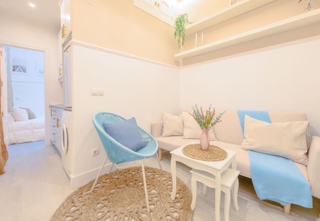 Lägenhet i Madrid - Atractivo apartamento de un dormitorio con patio interior junto al Intercambiador de Avenida América Temporal Lägenhet i Madrid - Atractivo apartamento de un dormitorio con patio interior junto al Intercambiador de Avenida América Temporal