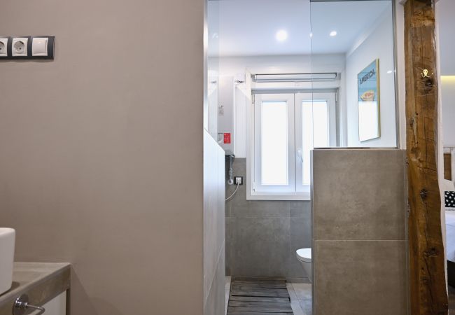 Lägenhet i Madrid - Agradable Apartamento de 2 Dormitorios y 2 baños en el Barrio Universidad. Temporal  Lägenhet i Madrid - Agradable Apartamento de 2 Dormitorios y 2 baños en el Barrio Universidad. Temporal