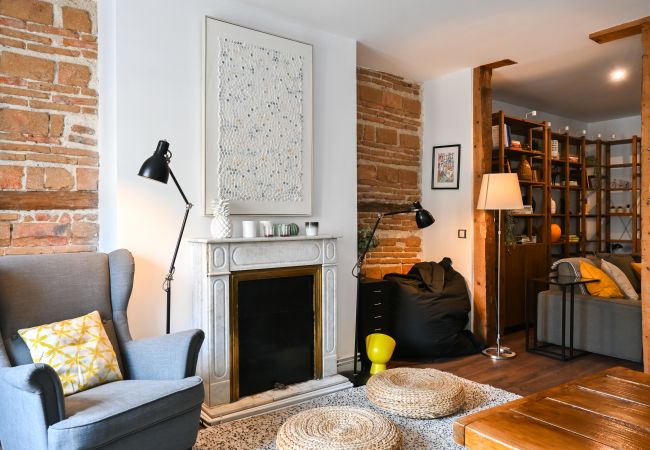 Lägenhet i Madrid - Agradable Apartamento de 2 Dormitorios y 2 baños en el Barrio Universidad. Temporal  Lägenhet i Madrid - Agradable Apartamento de 2 Dormitorios y 2 baños en el Barrio Universidad. Temporal