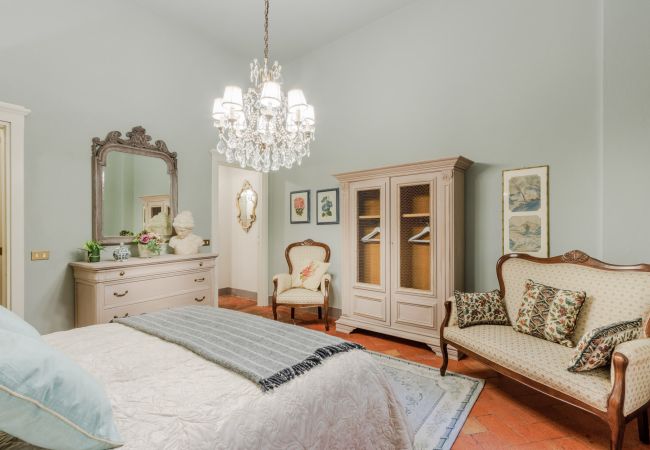 Lägenhet i Lucca - Casa Celeste 3 Bedrooms Apartment with Terrace Inside Lucca Lägenhet i Lucca - Casa Celeste 3 Bedrooms Apartment with Terrace Inside Lucca