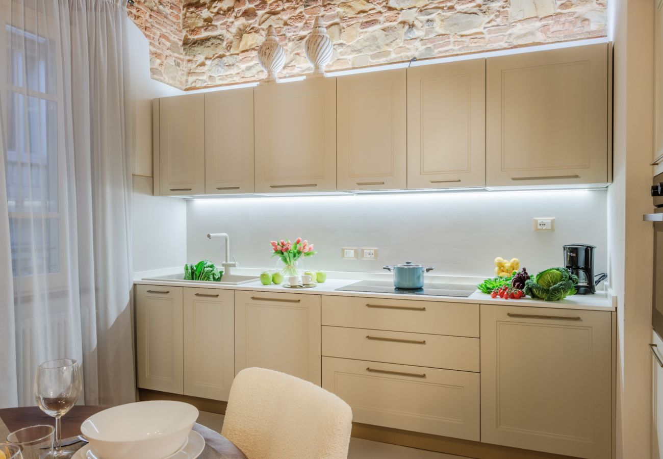 Lägenhet i Lucca - Convenient First Floor 2 Bedrooms Apartment With WiFi Lägenhet i Lucca - Convenient First Floor 2 Bedrooms Apartment With WiFi