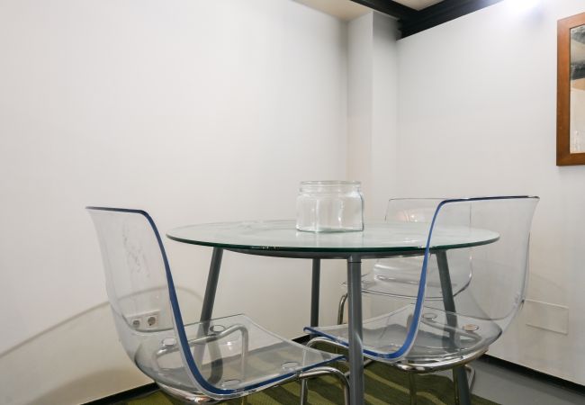 Lägenhet i Madrid - Coqueto y acogedor apartamento con estilo industrial en Barrio Prosperidad - Madrid Temporal  Lägenhet i Madrid - Coqueto y acogedor apartamento con estilo industrial en Barrio Prosperidad - Madrid Temporal