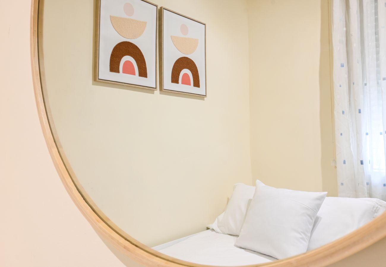 Lägenhet i Madrid - Coqueto Apartamento de dos dormitorios en Delicias .Temporal  Lägenhet i Madrid - Coqueto Apartamento de dos dormitorios en Delicias .Temporal