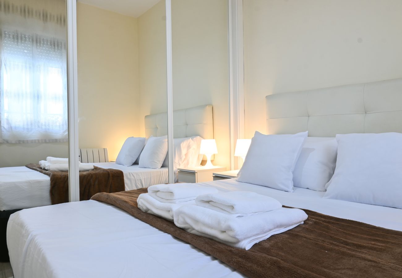 Lägenhet i Madrid - Coqueto Apartamento de dos dormitorios en Delicias .Temporal  Lägenhet i Madrid - Coqueto Apartamento de dos dormitorios en Delicias .Temporal