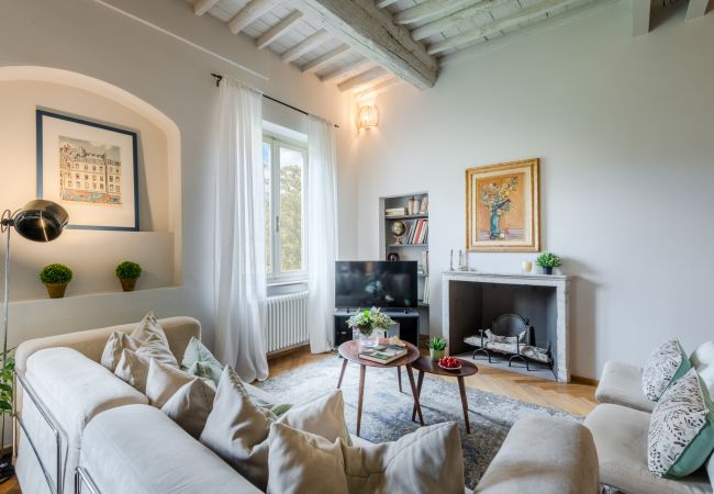 Lägenhet i Lucca - GARDEN VISTA Charming 2 Bedrooms 2 Bathrooms Apartment inside the Walls of Lucca Lägenhet i Lucca - GARDEN VISTA Charming 2 Bedrooms 2 Bathrooms Apartment inside the Walls of Lucca