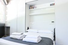 Studio i Madrid - Espectacular apartamento con área de trabajo en Usera