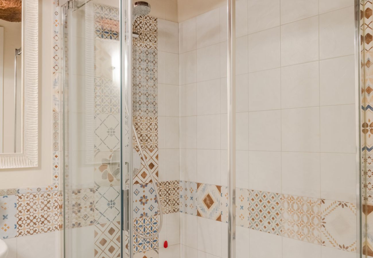 Lägenhet i Lucca - Smart 2 Bedrooms Apartment close to Bus Terminal Lägenhet i Lucca - Smart 2 Bedrooms Apartment close to Bus Terminal