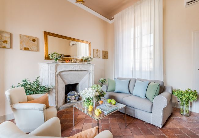 Lägenhet i Lucca - Smart apartment with view in a central Lucca location Lägenhet i Lucca - Smart apartment with view in a central Lucca location